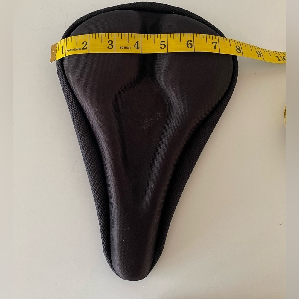 •Bicycle Seat
•Soft Saddle Cover
•Adjustible Cushion
•Excellent Condition - Picture 3 of 5